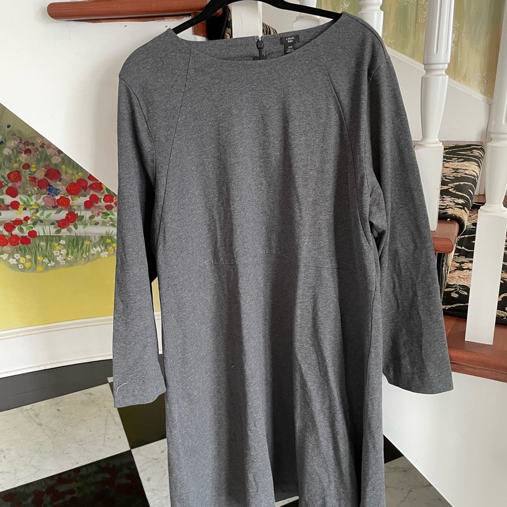 J. Crew 365 perfect for any occasion. This price is Practically giving it away!